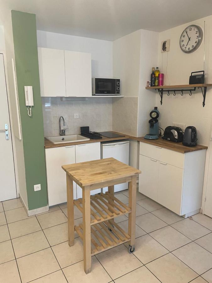 Charmant Appartement Cosy Sur Sete Proche De Toutes Commodites, Parking Prive Buitenkant foto
